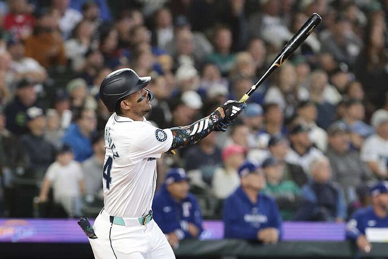 JRod goes deep to help Mariners win for 6th time in 7 games, 75