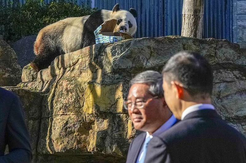 Chinese premier starts visit to Australia