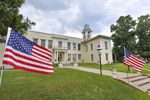 Van Buren Historic District Commission to update preservation