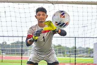 Clarksville's De La Rosa finishes the journey | Northwest Arkansas ...