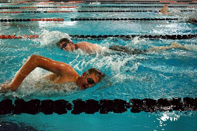 PHOTO Lapping it up Texarkana Gazette