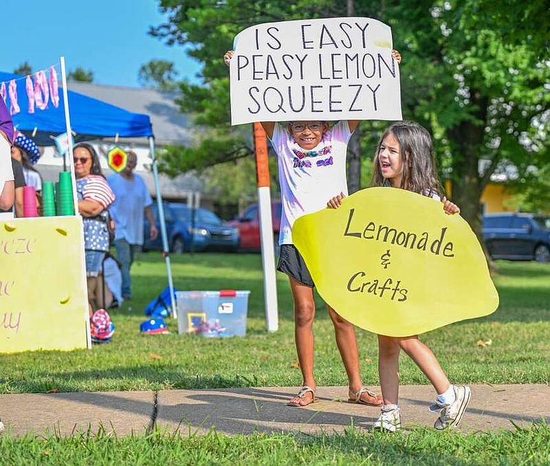 PHOTOS: Raising money with lemonade for Lifesource in Fayetteville ...