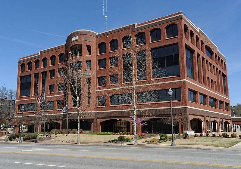 The Washington County Courthouse stands March 25, 2016, in Fayetteville.
(File Photo/NWA Democrat-Gazette/Andy Shupe)