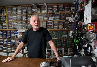Computer Games Owner WATCH | Retro Video Games: Owner marks 30 years in vintage game ...