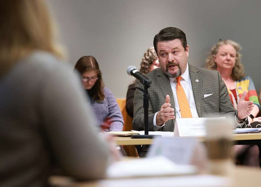 Arkansas State Library Board appointees argue over whether board has ...