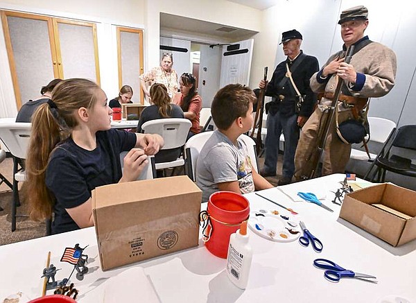 PHOTOS: Soldiers on site in Fort Smith