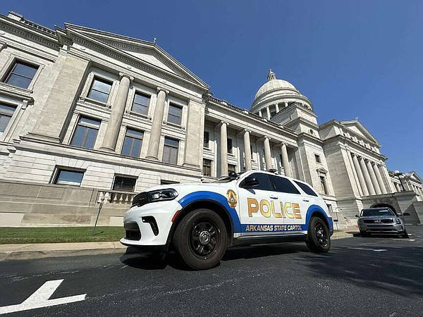 Bomb threat temporarily closes Arkansas State Capitol | Northwest Arkansas Democrat-Gazette