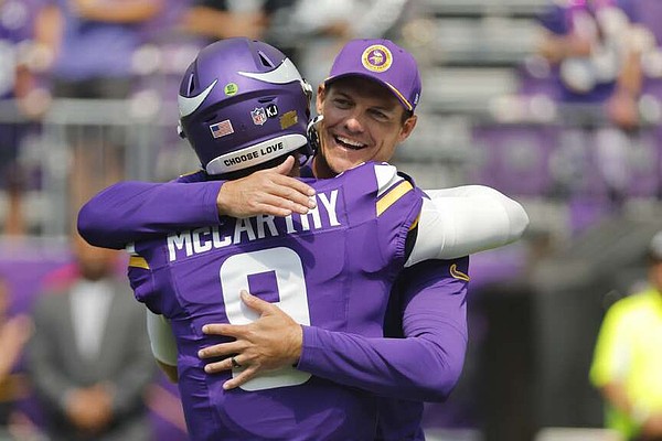 Quarterback injury likely won't impact Vikings' record | The Arkansas Democrat-Gazette