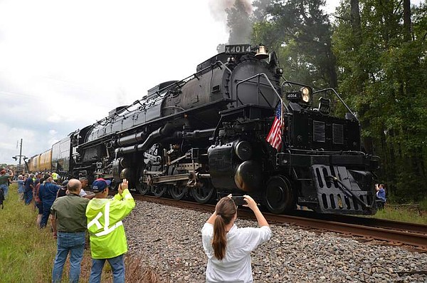 Big Boy steam engine visits Kingsland | Pine Bluff Commercial News