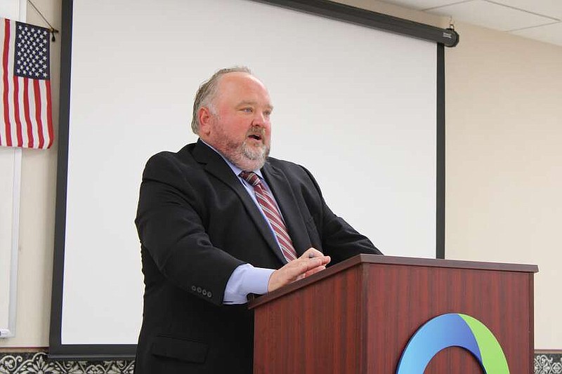 Missouri USDA rural development director teaches Leadership Moniteau