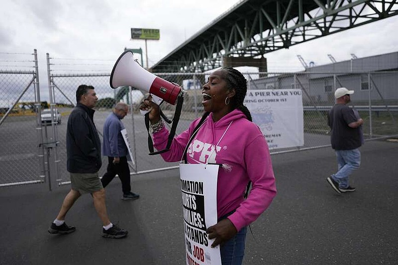 Prices threatened by dock strike The Arkansas DemocratGazette