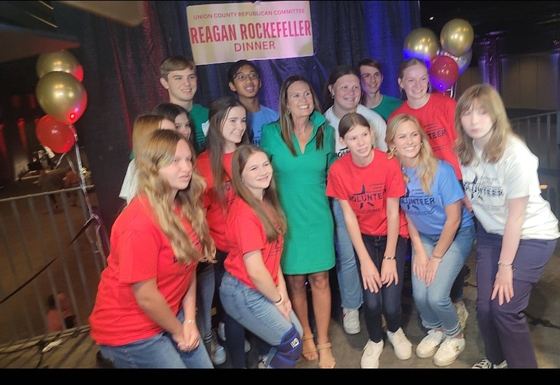 Gov. Sanders speaks at Reagan Rockefeller Dinner El Dorado News