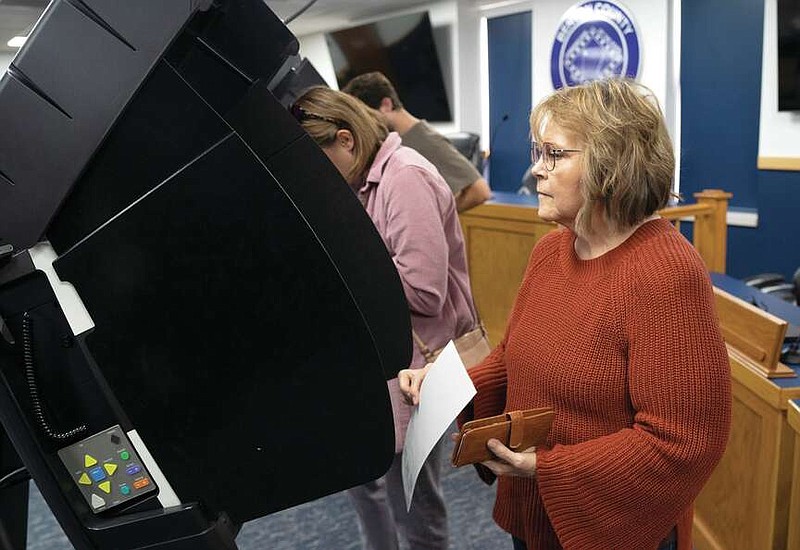 Turnout heavy in Northwest Arkansas as early voting begins Northwest