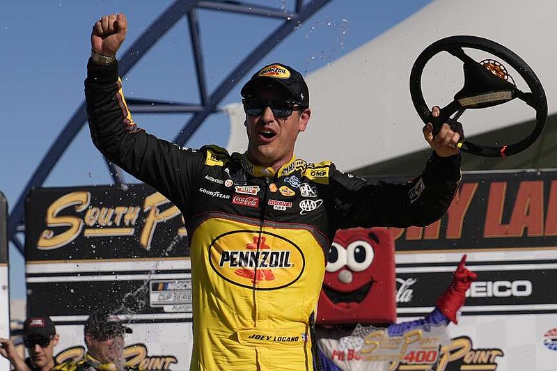Logano’s win caps Bowman’s bad week Northwest Arkansas DemocratGazette
