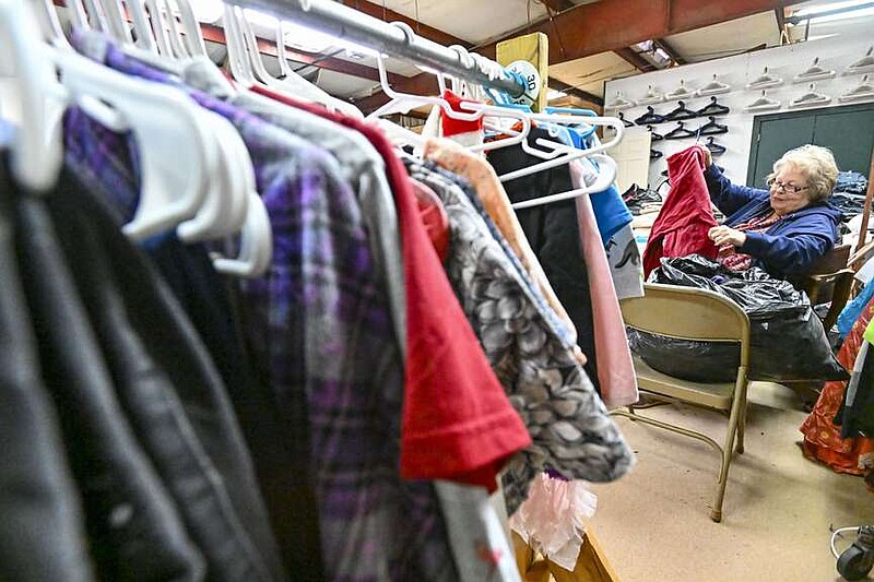 PHOTOS Warm clothing distribution in Greenwood Northwest Arkansas