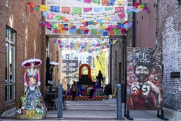 ENTERTAINMENT: Celebrate Day of the Dead in River Market alley | Arkansas Democrat Gazette