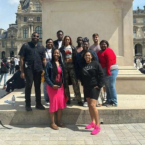 Student program explores Europe Pine Bluff Commercial News