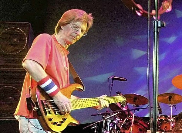 Founding Member Of Grateful Dead And Influential Bassist Phil Lesh Dies ...