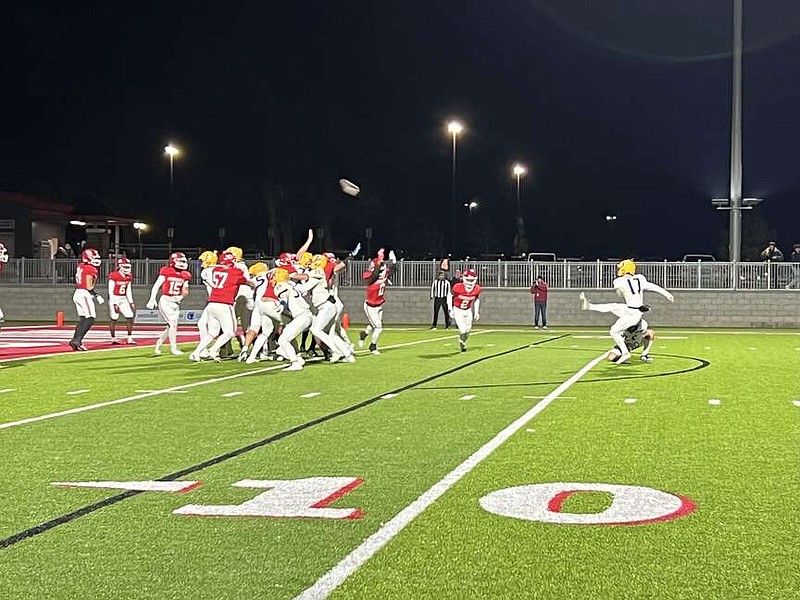 Lakeside's Luke Viscardis (17) kicks the extra point to give the Rams a 7-0 lead following their first drive Friday night at Farmington. The Rams led 21-15 early in the second quarter. (Courtesy Lynn Kutter/Washington County Enterprise-Leader)