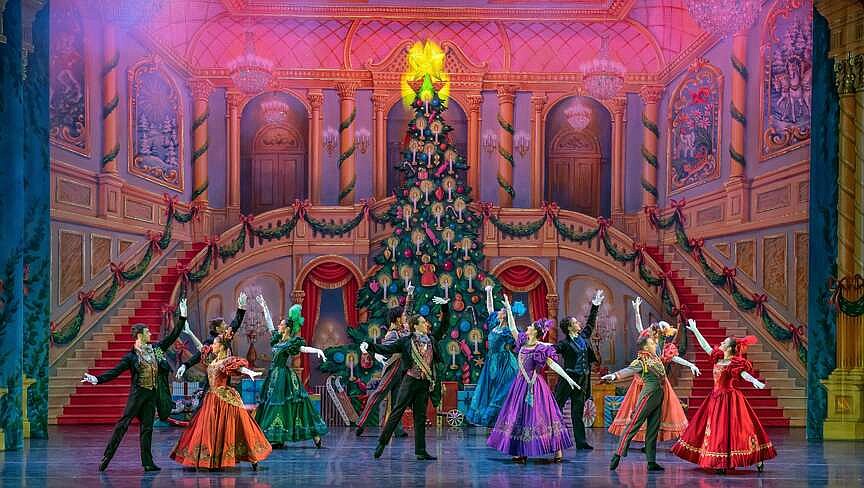 ENTERTAINMENT: Touring troupe tackles Tchaikovsky’s ‘Nutcracker’ | Northwest Arkansas Democrat-Gazette