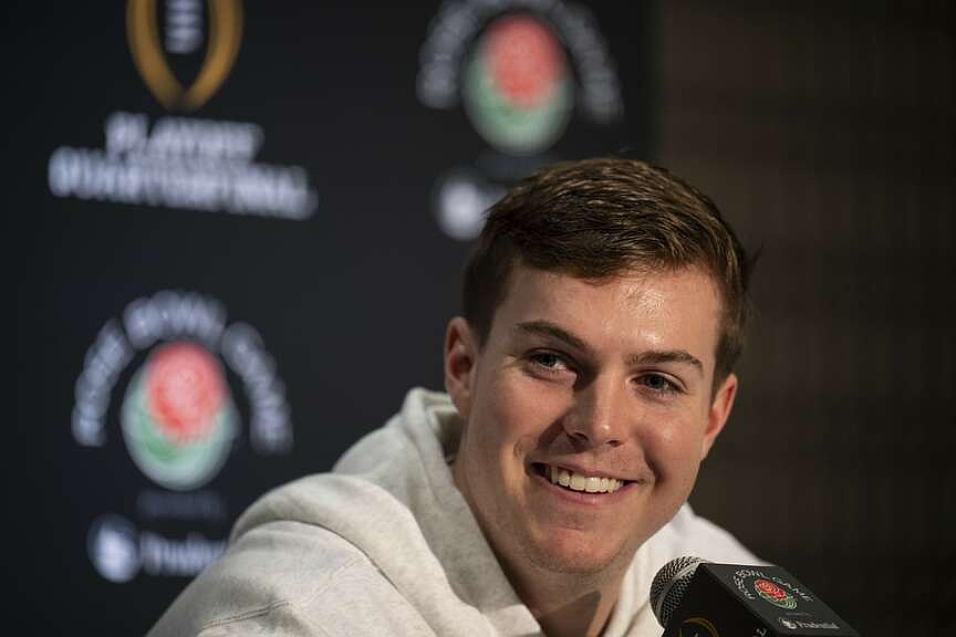 Rose Bowl Rivalry: No. 1 Oregon vs. No. 6 Ohio State
