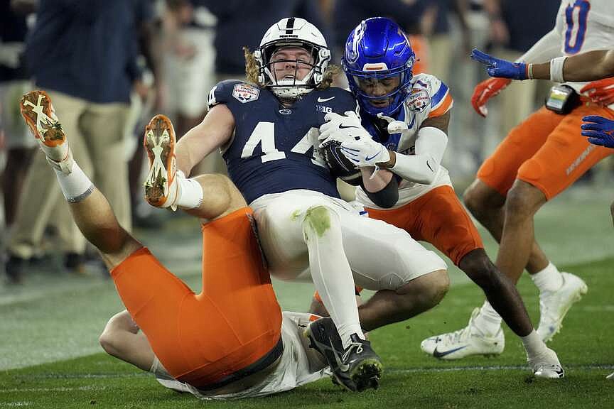 Penn State Defeats Boise State 31-14 in Fiesta Bowl