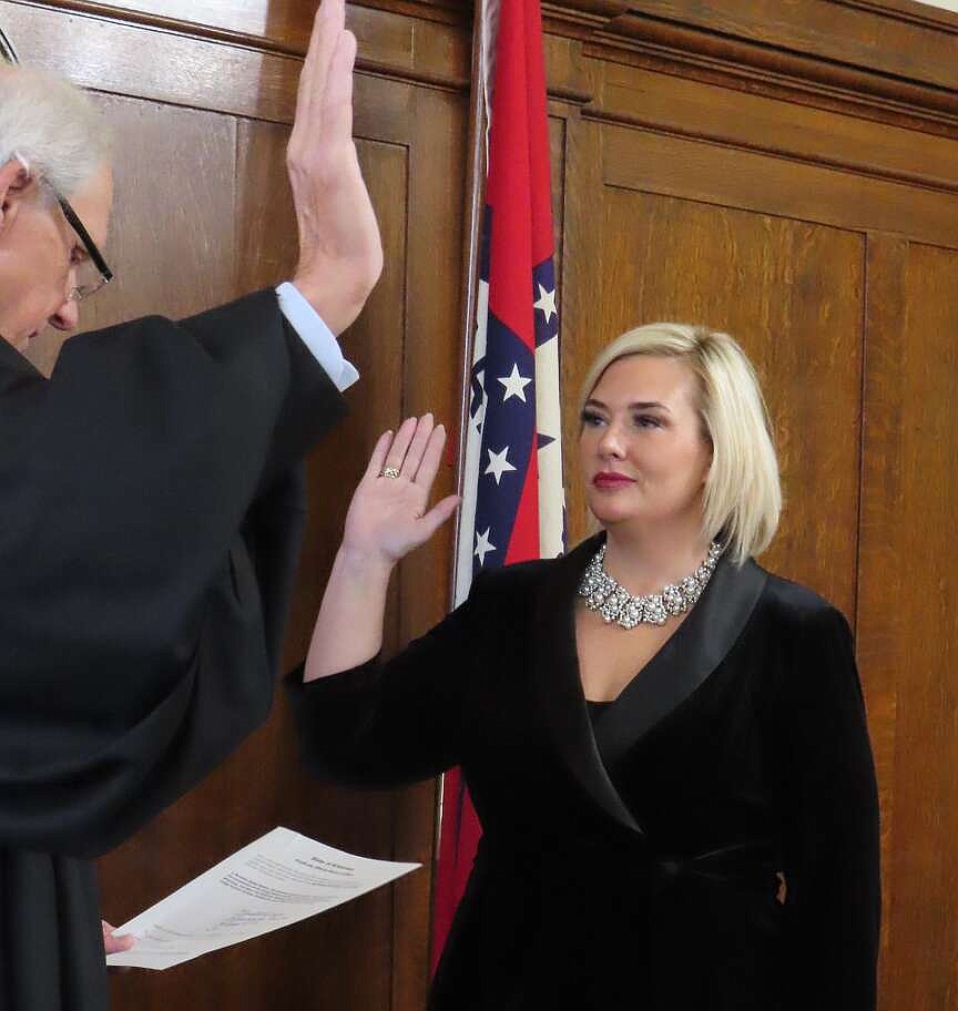 Two new judges among officials sworn in Wednesday | Hot Springs ...