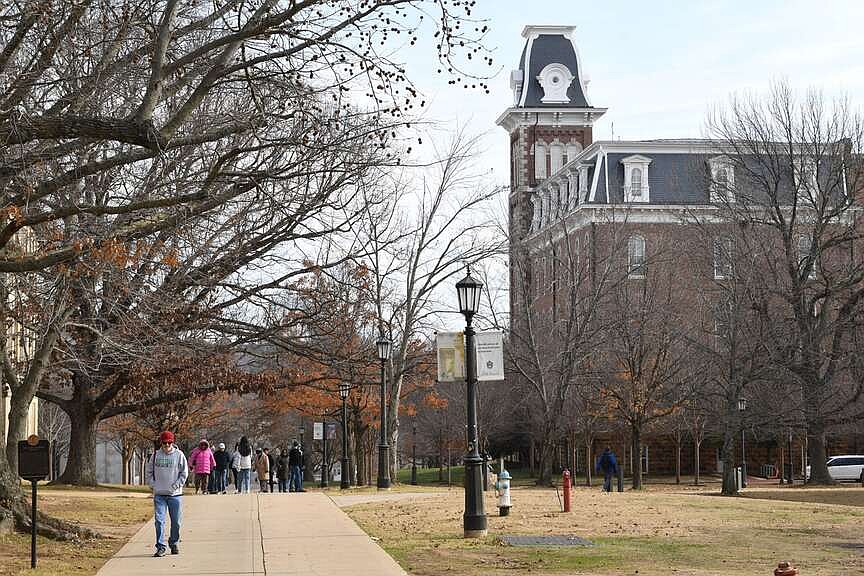 UA Student Senate passes resolution opposing more money for sports from students