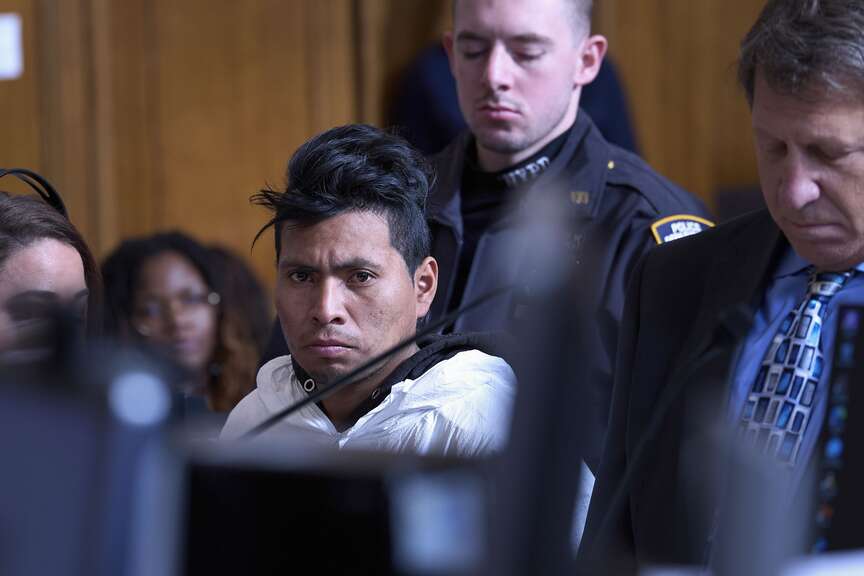 Man pleads not guilty to burning woman to death on NYC subway train ...