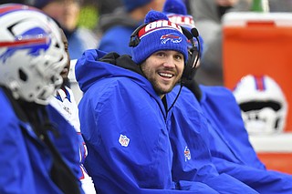 Allen leads Bills into playoffs for 6th straight year in overcoming his doubters | Texarkana Gazette