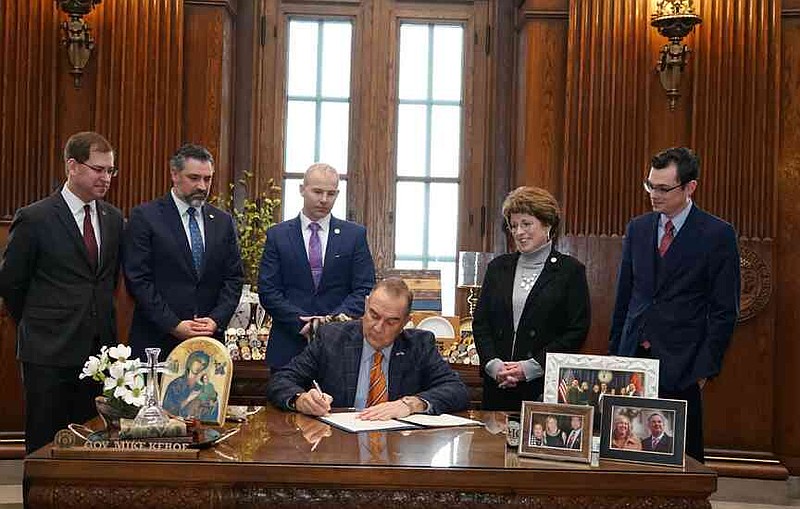 Kehoe signs executive order banning DEI initiatives | Fulton Sun