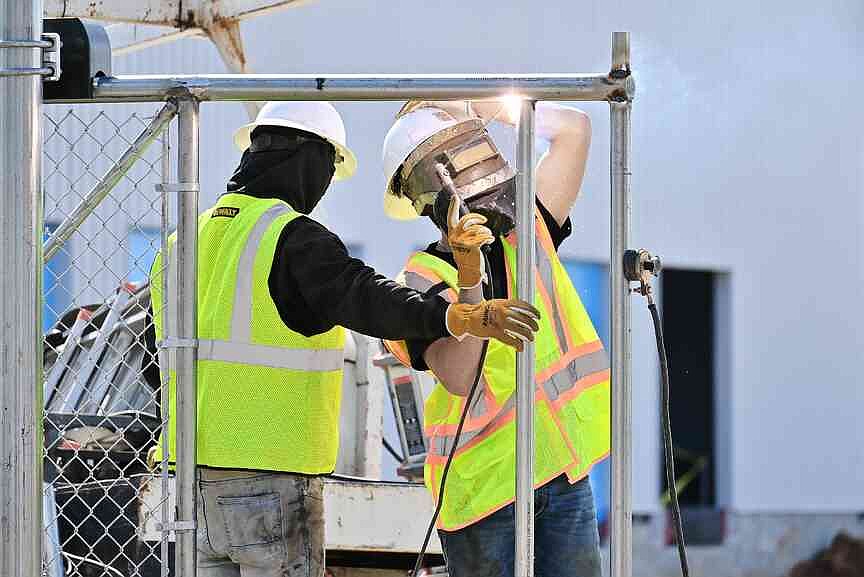 PHOTO | Amazon warehouse construction progresses | Texarkana