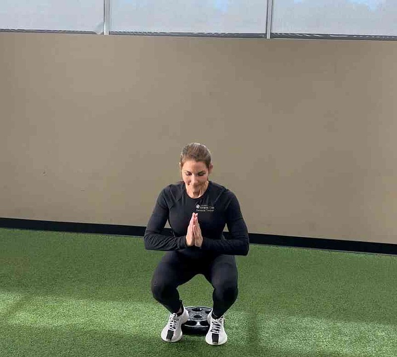 MASTER CLASS: Cyclist Squat is a great method for strengthening the ...