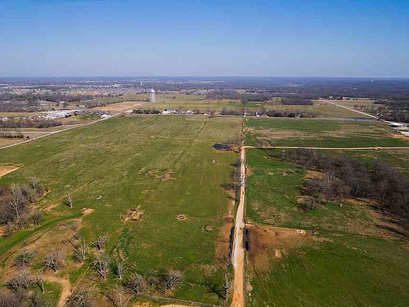 Missouri-based ranch will expand to acreage between Pea Ridge ...