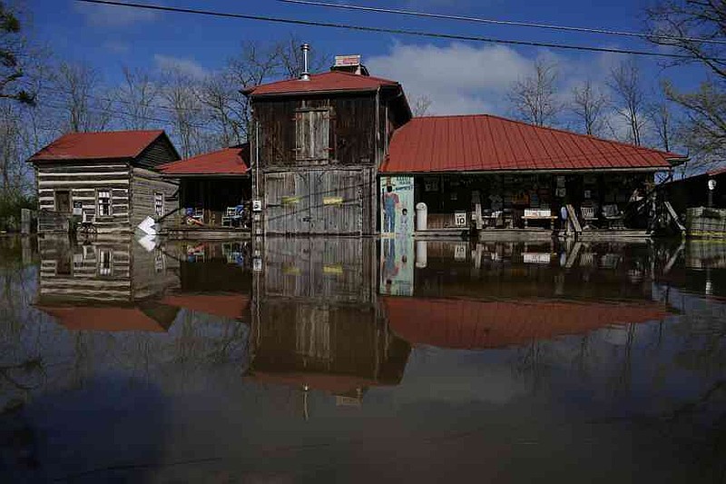 Swollen rivers flood towns in US South after prolonged deluge of rain ...