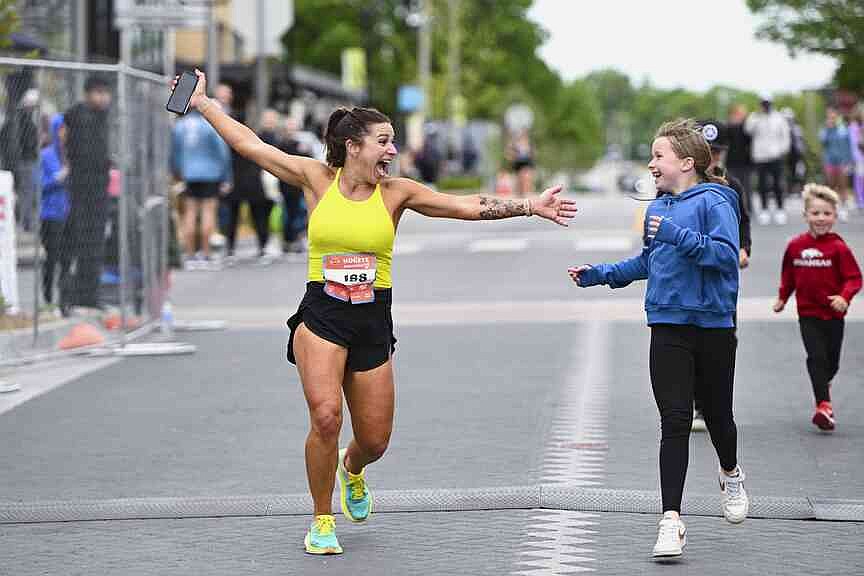 Hogeye Marathon lets Downtown Springdale put its best foot forward