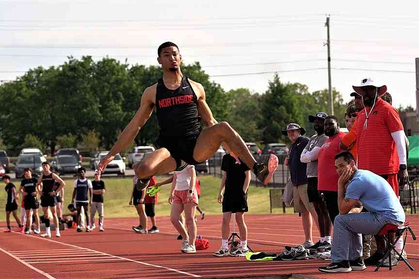 Fort Smith Northside athletes Blackmon, Massey aim for repeat performances at McDonald’s Relays