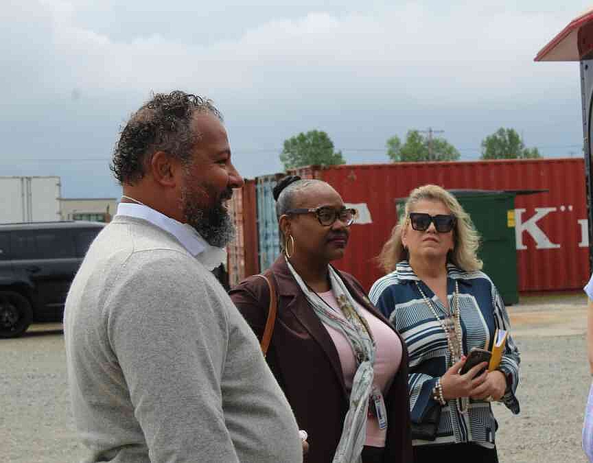 Business Leaders Talk Global Economy In Pb Pine Bluff Commercial News