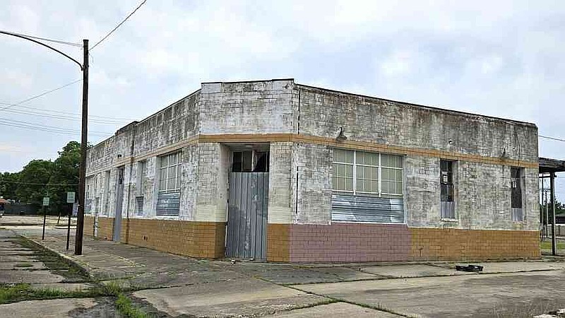 The old bus terminal in Pine Bluff on Fourth Avenue is pictured. (Pine Bluff Commercial/I.C. Murrell)