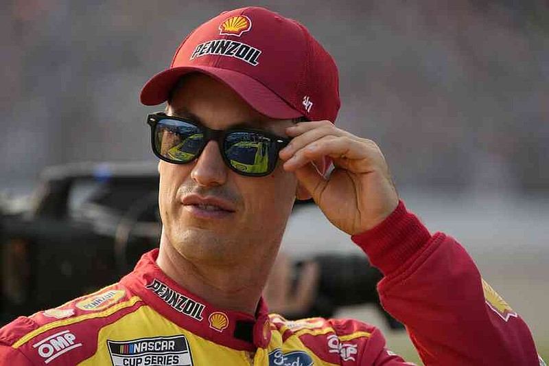 Joey Logano waits for the start of a NASCAR Cup Series auto race Sunday, June 1, 2025, in Lebanon, Tenn. (AP Photo/George Walker IV)