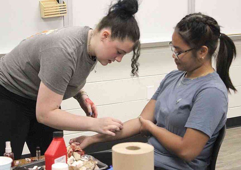 Pea Ridge Staff Pea Ridge, Little Flock first responders train for active shooting ...