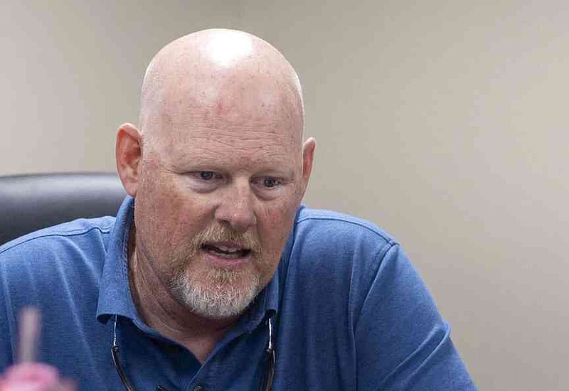 Womack visits Five Rivers Distribution in Van Buren, talks slackwater ...