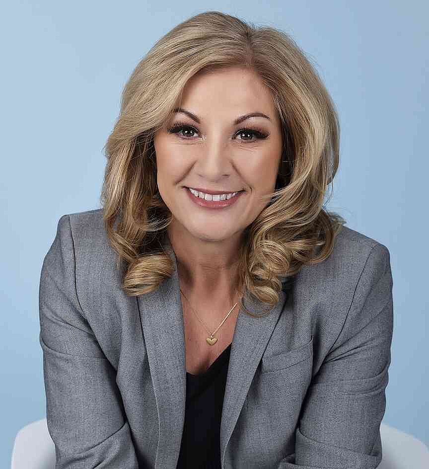 https://wehco.media.clients.ellingtoncms.com/imports/adg/photos/210604553_Juli-McWhorter_ORIG_t1200.jpg?57a0c2296240c280e9492005c3cad63e7cbe80f4