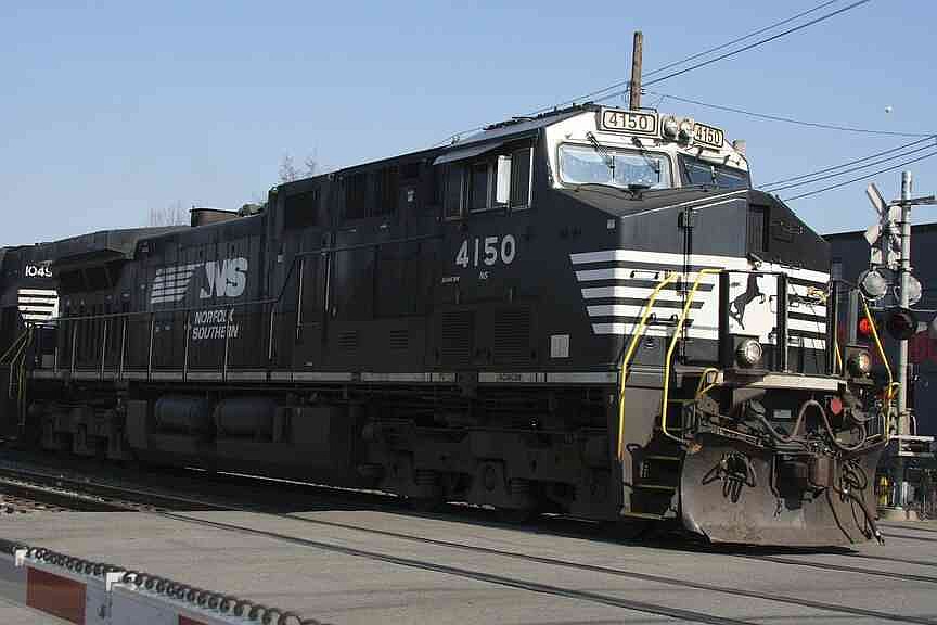 Rail companies in merger talks | Arkansas Democrat Gazette