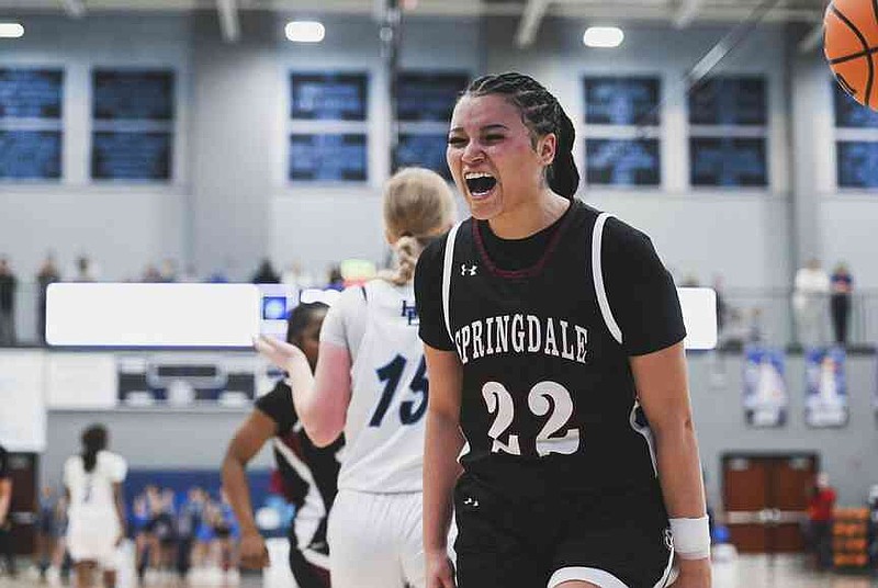 Springdale's Kiara Owens (22) reacts, Friday, February 28, 2025 during the second half of a basketball game at Har-Ber High School in Springdale. Owens played last season at Springdale, but she was at Rogers for the previous two seasons.  (NWA Democrat-Gazette/Charlie Kaijo)