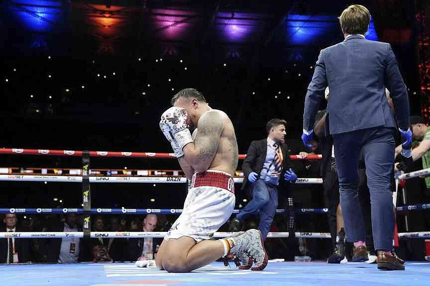 Usyk KOs Dubois in the 5th round