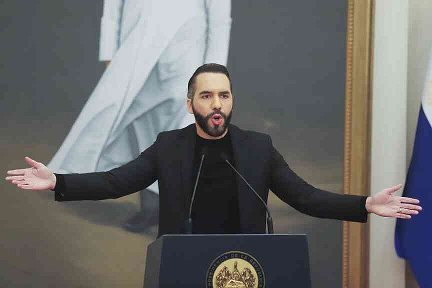 El Salvador OKs reelection changes