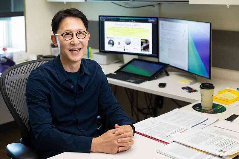 Jin-Woo Kim, a Distinguished Professor of biological and agricultural engineering for the Arkansas Agricultural Experiment Station, and colleagues were the first to use electrohydrodynamic extrusion to develop a micron-sized cellulose composite from nanocrystals and alginate to encapsulate bioactive compounds. (Special to The Commercial/Russell Cothren/University of Arkansas System Division of Agriculture)