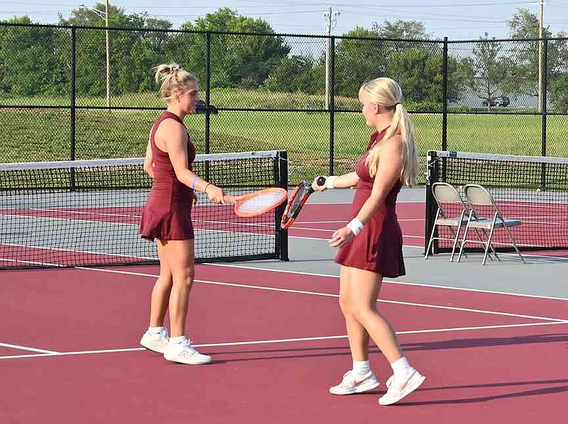 Tapping Tennis Rackets SSHS tennis ready for season | The Herald Leader
