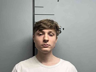 Being 'edgy' by sharing child porn on social media site results in ...